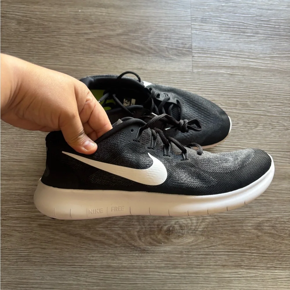 Nike Womens Free Rn 2017 Running Shoes - Picture 4 of 8